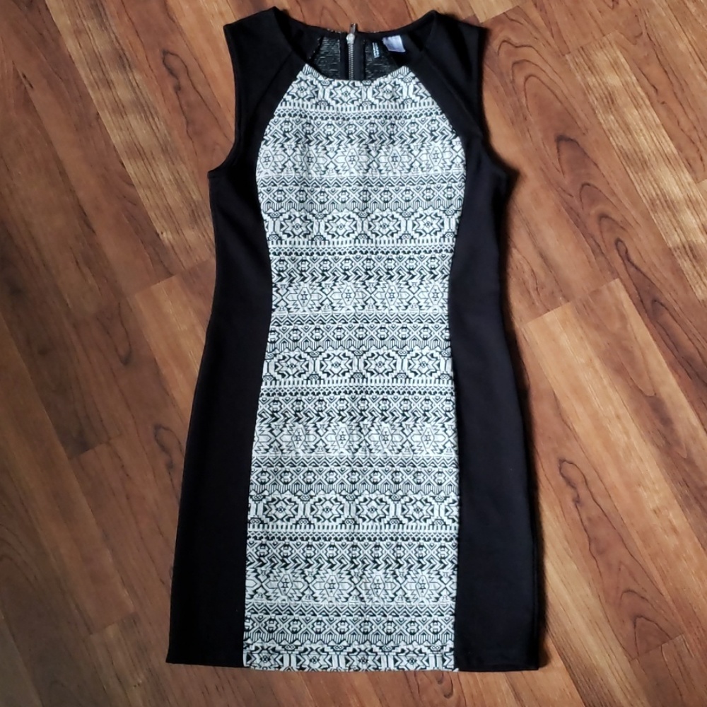 Short dress